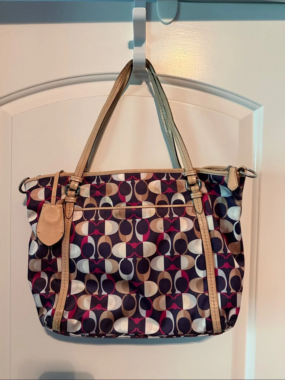 Coach Signature C Bag - Picture 3 of 9